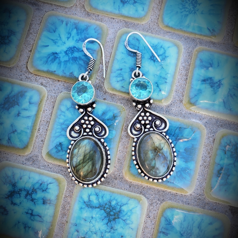 Labradorite Flash Antique. 925 Earrings NWOT - Picture 3 of 4